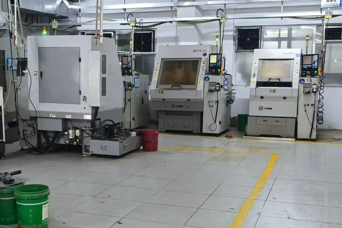 CNC machining centers in the fine carving area at KingDa